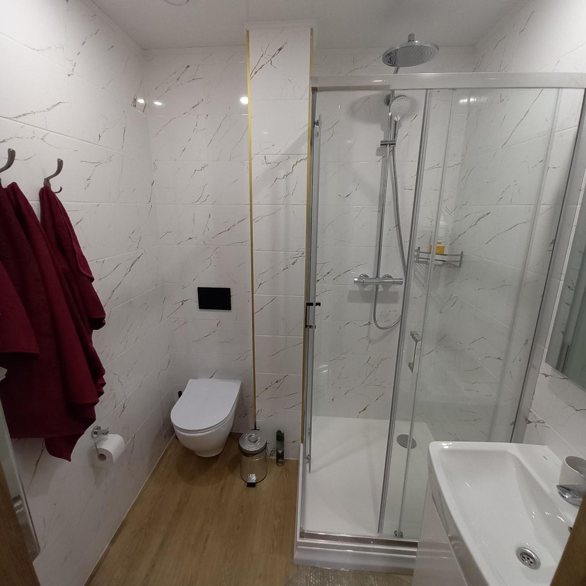 S Neries 19 Apartamentai Su Parkingu Siauliai  Room photo